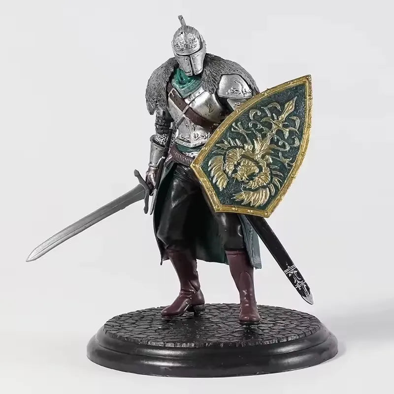 Dark Souls Faraam Knight Armor & Shield Figurine (17 cm)