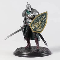 Dark Souls Faraam Knight Armor & Shield Figurine (17 cm)