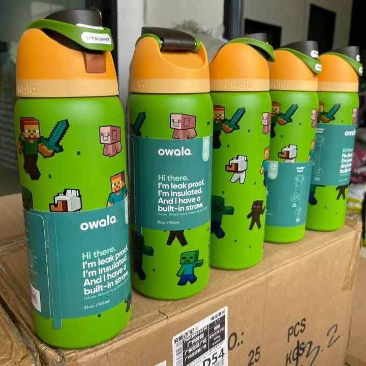 Owala FreeSip Insulated Water Bottle (24 oz/ 32 oz)