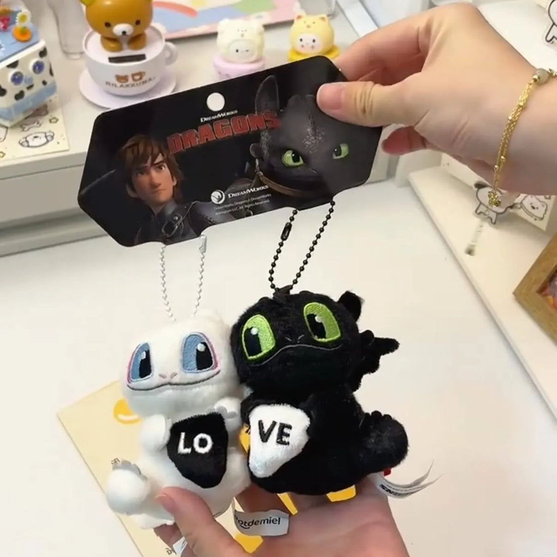Night & Light Fury Love Keychain Set