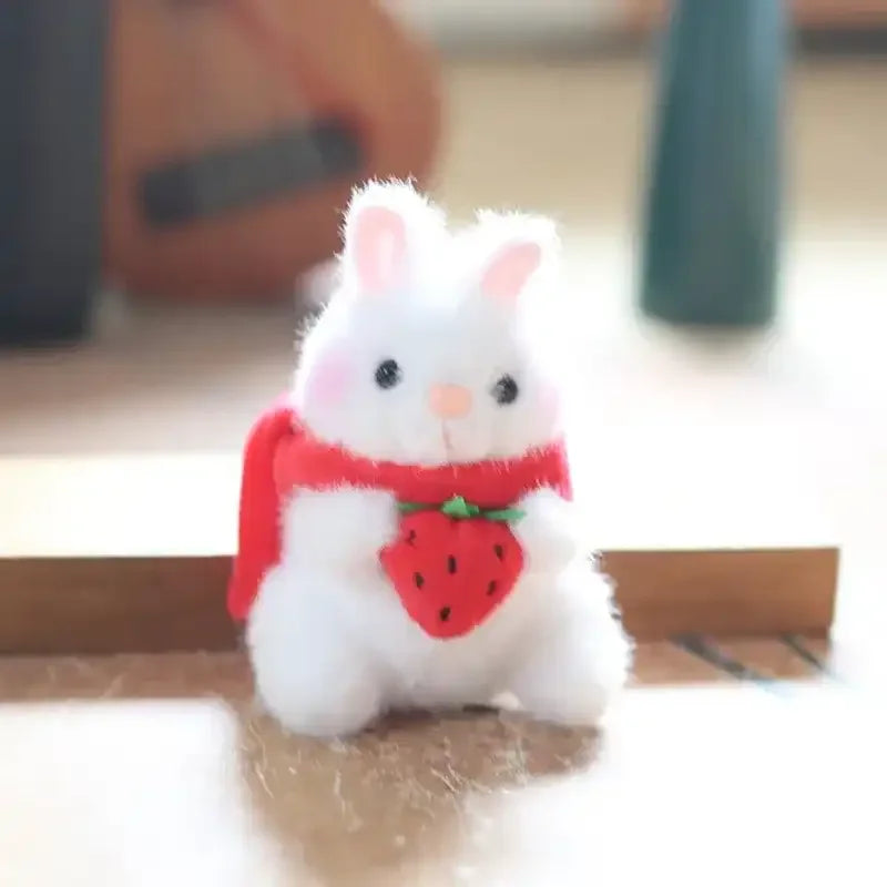 Porte-clés lapin fraise absolument adorable 