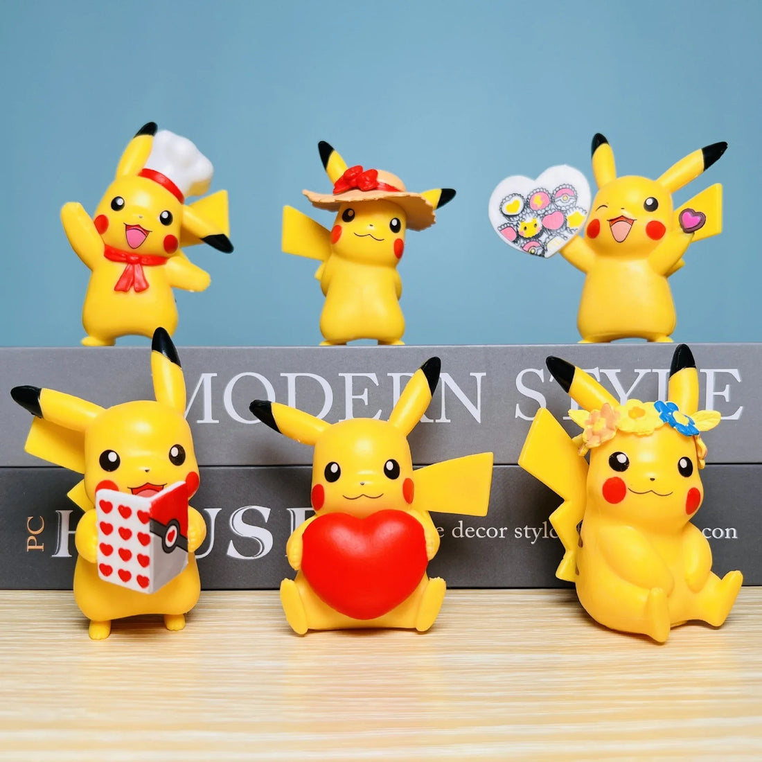 Pikachu Happy Day Miniature Figurines