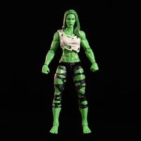 Legends Indestructible She-Hulk Figurine (15 cm)