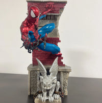 DXG Metropolis Spider-Man Figure (29 cm)