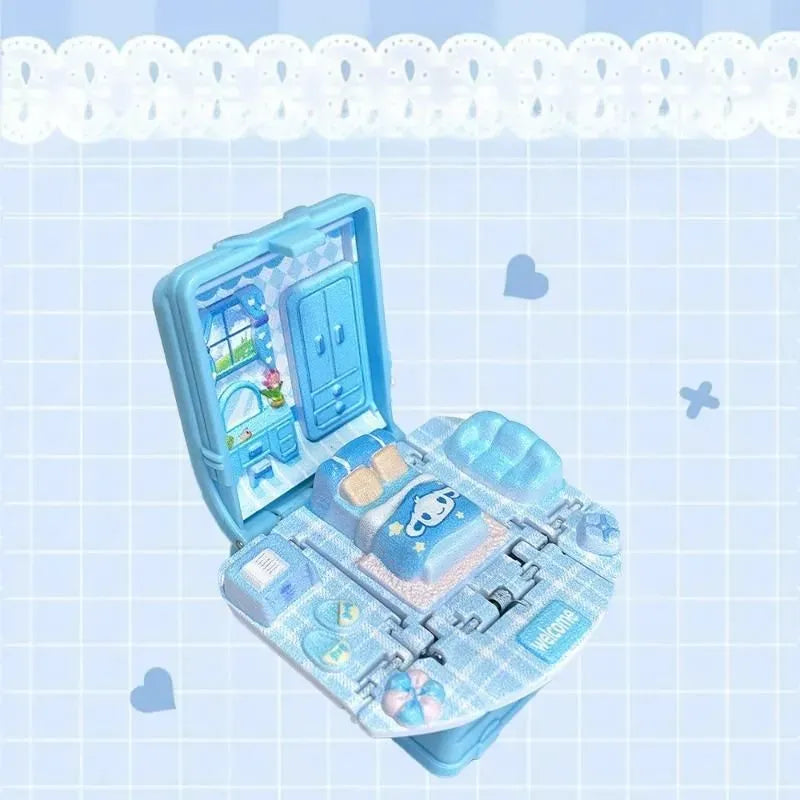 Sanliou Doll House Folding Keychain