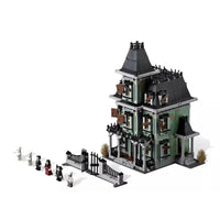 Haunted House Building Blocks (2064 Pcs)
