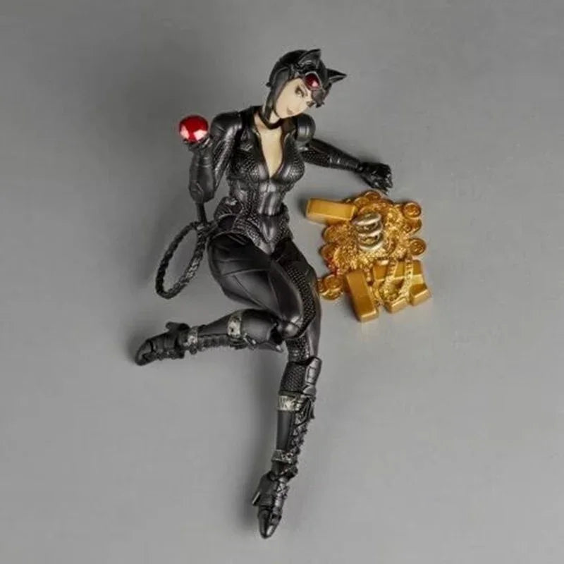 Amazing Yamaguchi Catwoman Figurine (14 cm)