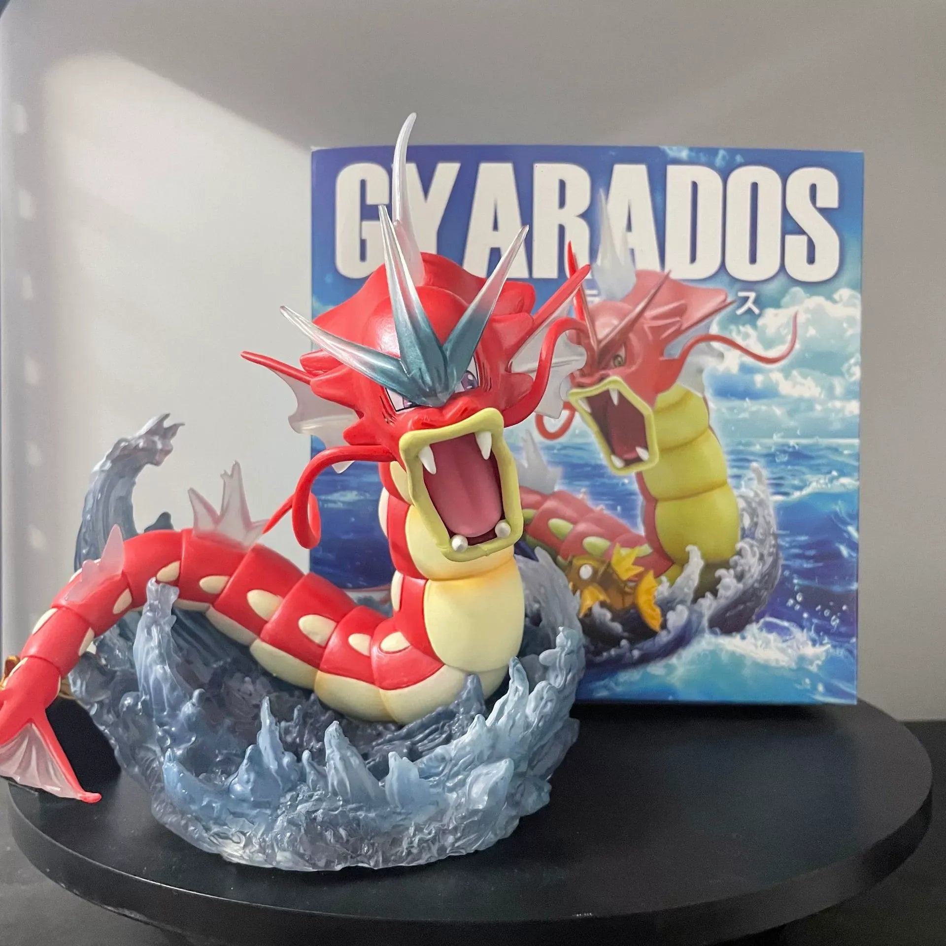 Gyarados and Magikarp Evolution Set (20 cm)