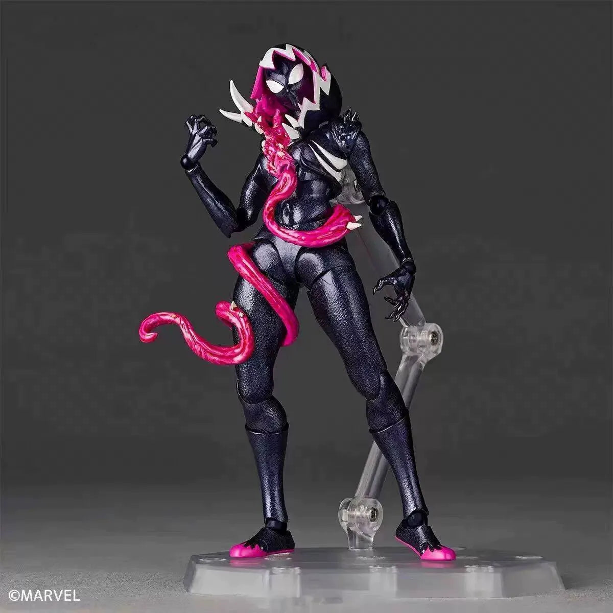 Amazing Yamaguchi Gwenom Figure