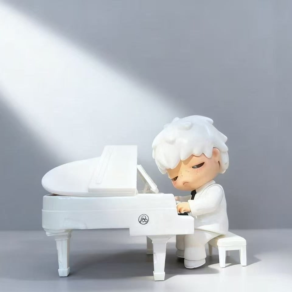 Hirono The Pianist Designer Figure (6 cm)