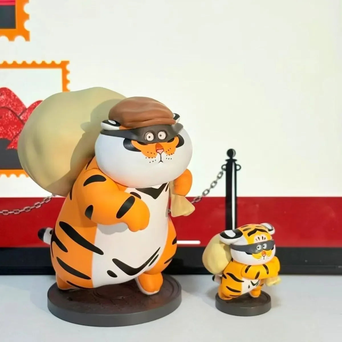 Alexander the Fat Tiger Roaring Love Blind Box