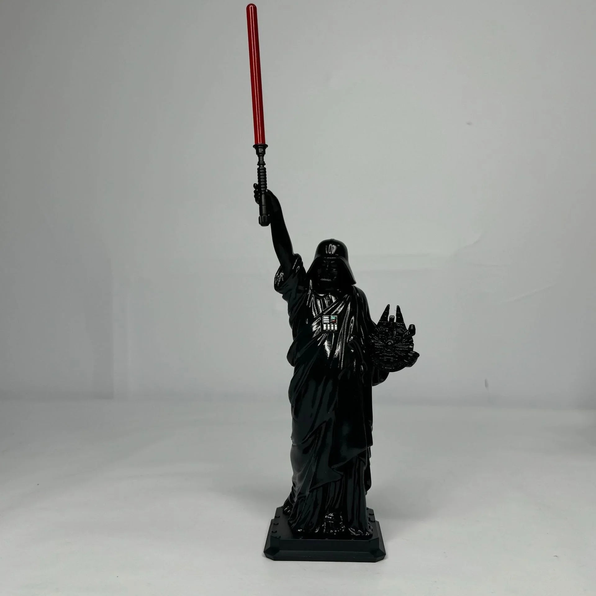 Star Wars Liberty Weapons Figure (27 cm)