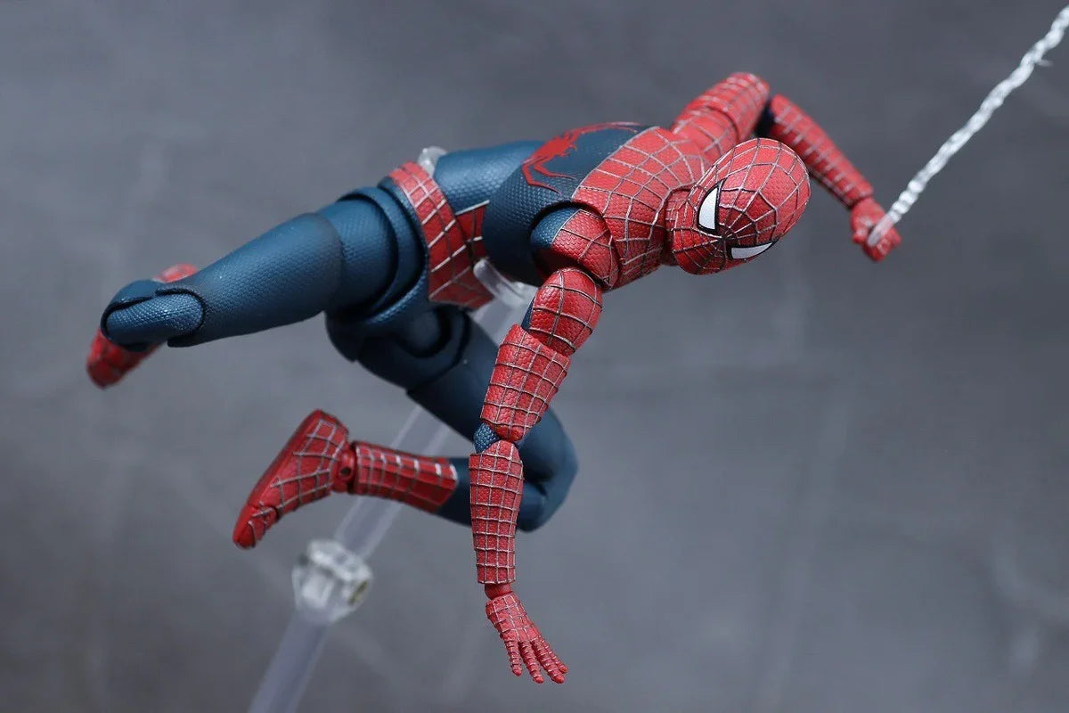 Spiderman Friendly Neighbourhood Version Figure (15 cm)