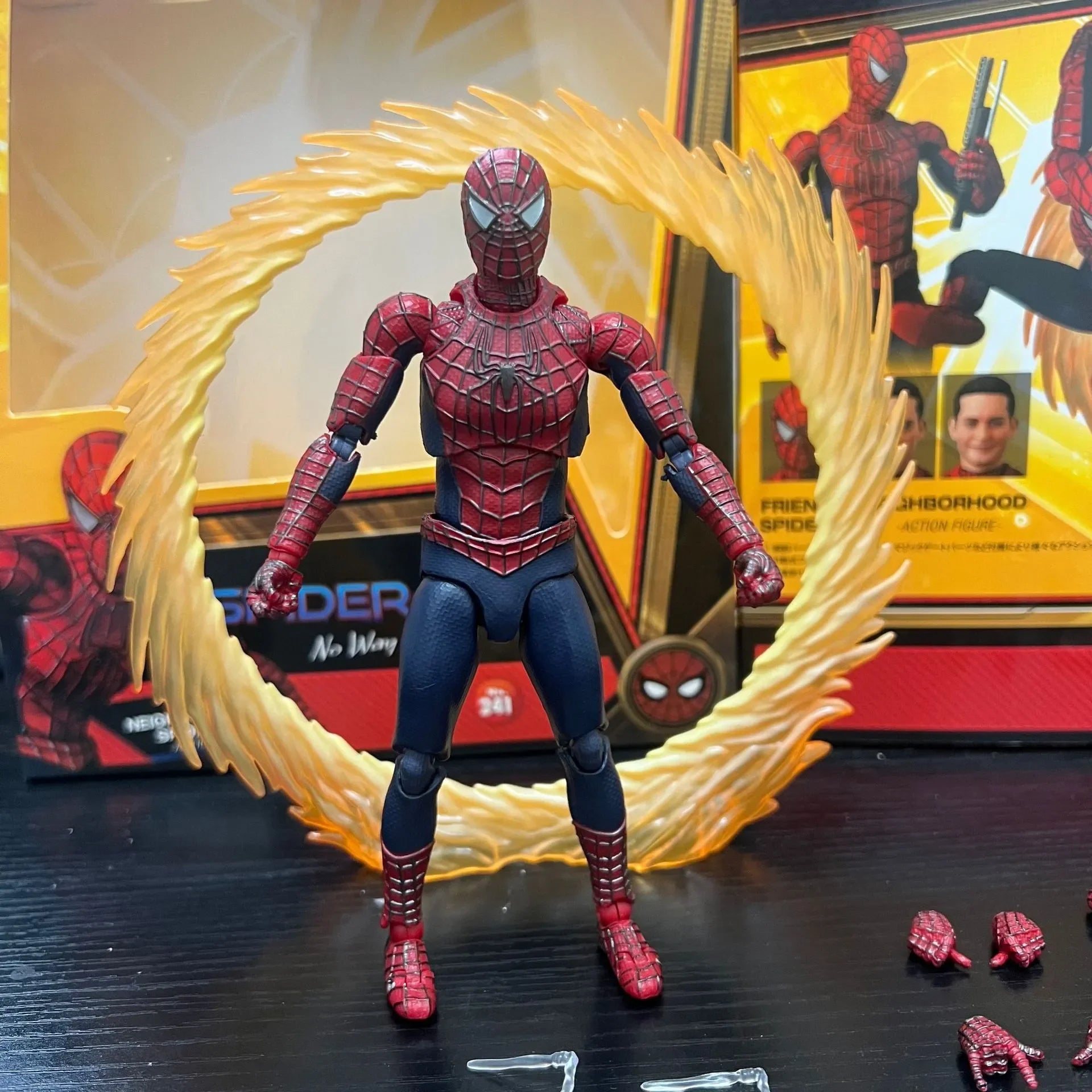 MAFEX 241 Friendly Neighbourhood Spiderman Figure