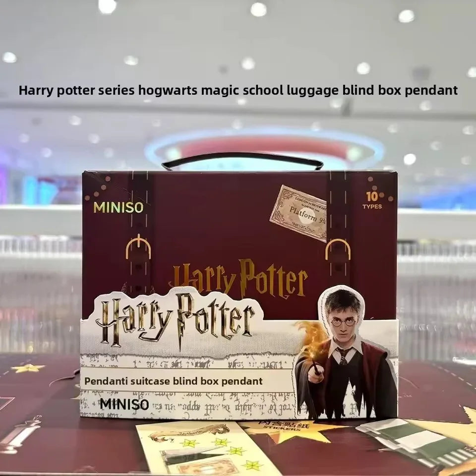 Hogwarts Magical Mini Trunks Blind Box