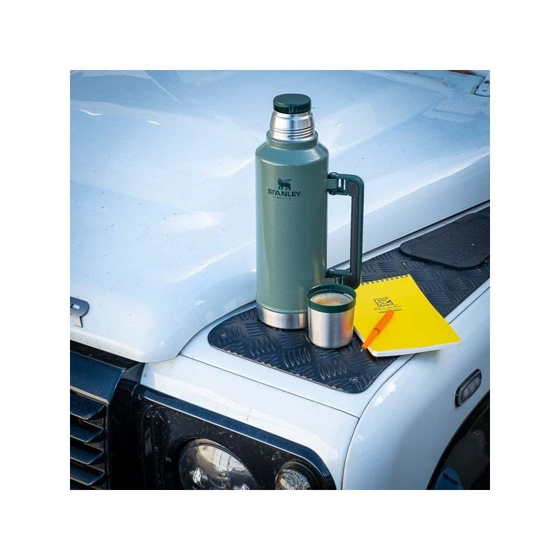 Stanley Classic Legendary Steel Thermos (1900 ml)