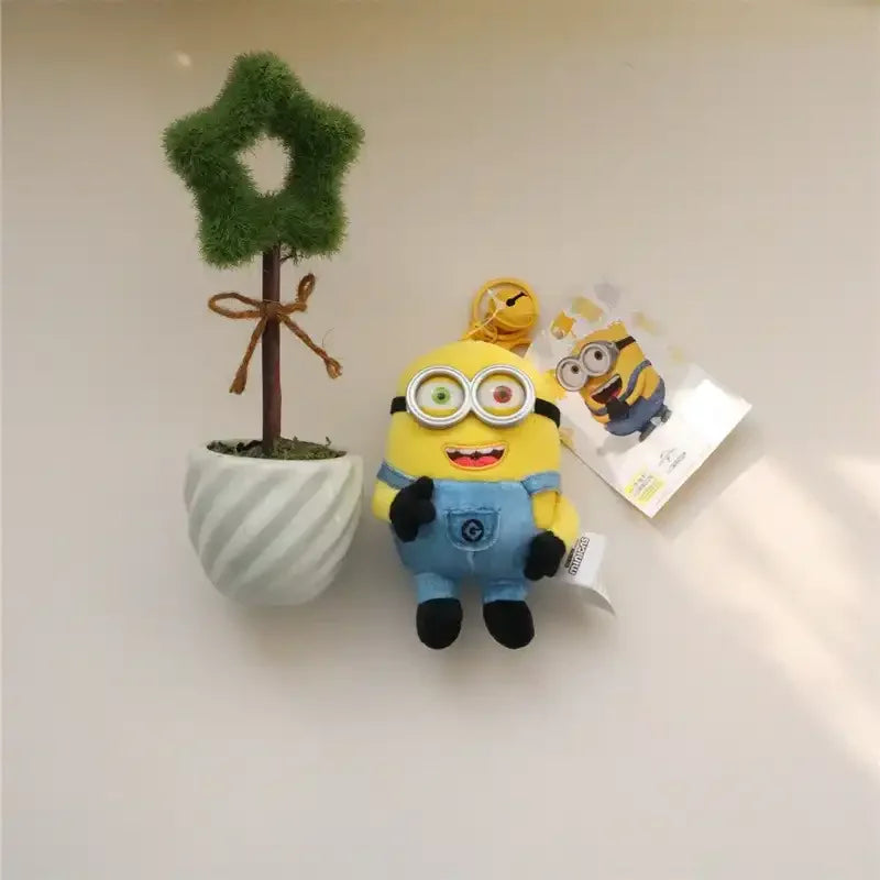 Minniun Goggle Eyed Plush Keychain