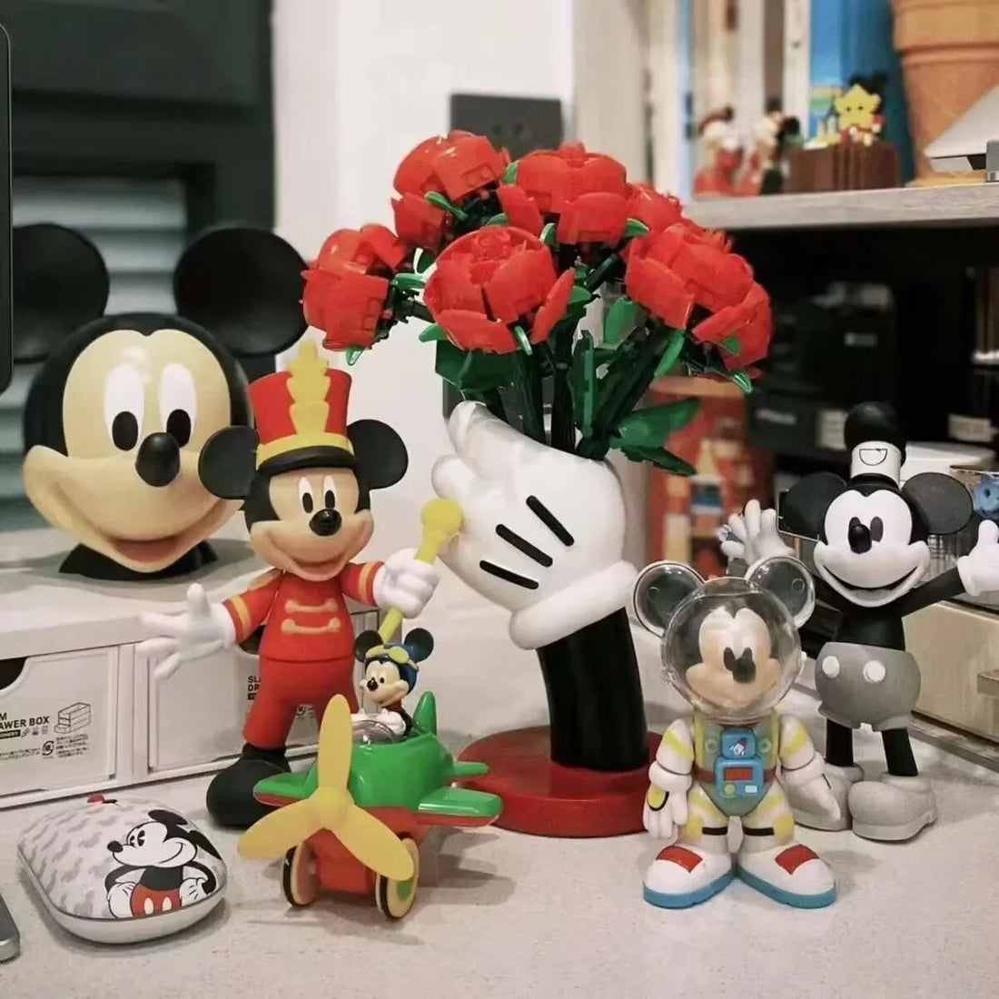 حامل فرش المكياج من برش بوديز 