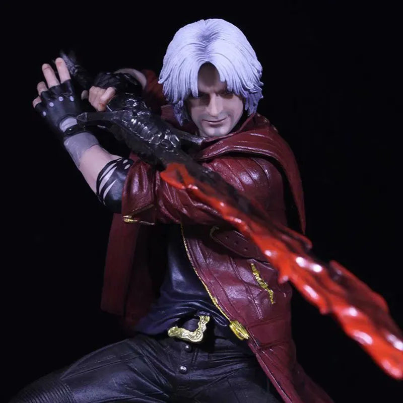 Dante & Nero Devil May Cry Statues