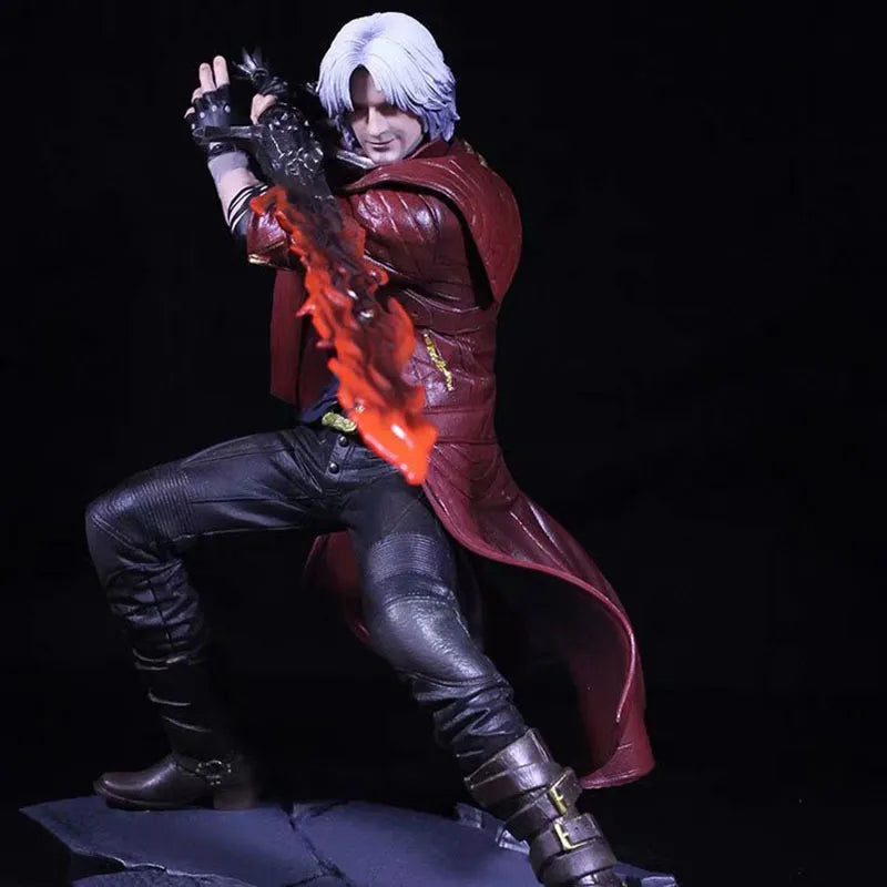 Dante & Nero Devil May Cry Statues