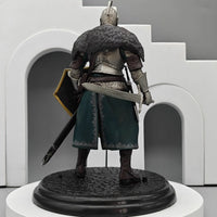 Dark Souls Faraam Knight Armor & Shield Figurine (17 cm)