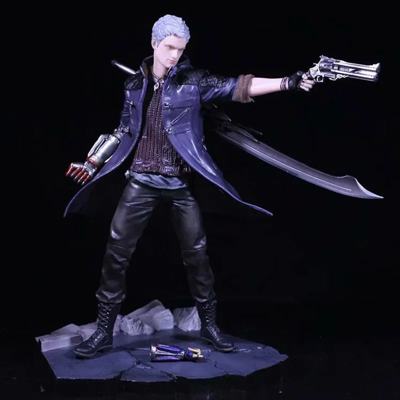 Dante & Nero Devil May Cry Statues
