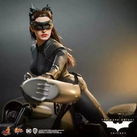 Hot Toys The Dark Knight Rises Catwoman 2.0 Statue