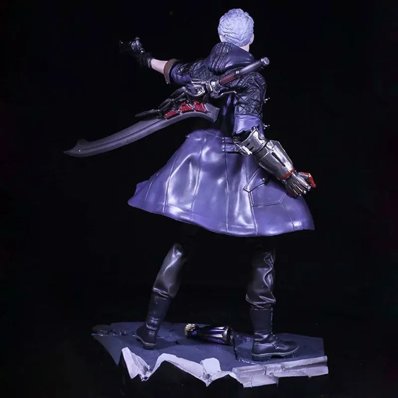 Dante & Nero Devil May Cry Statues