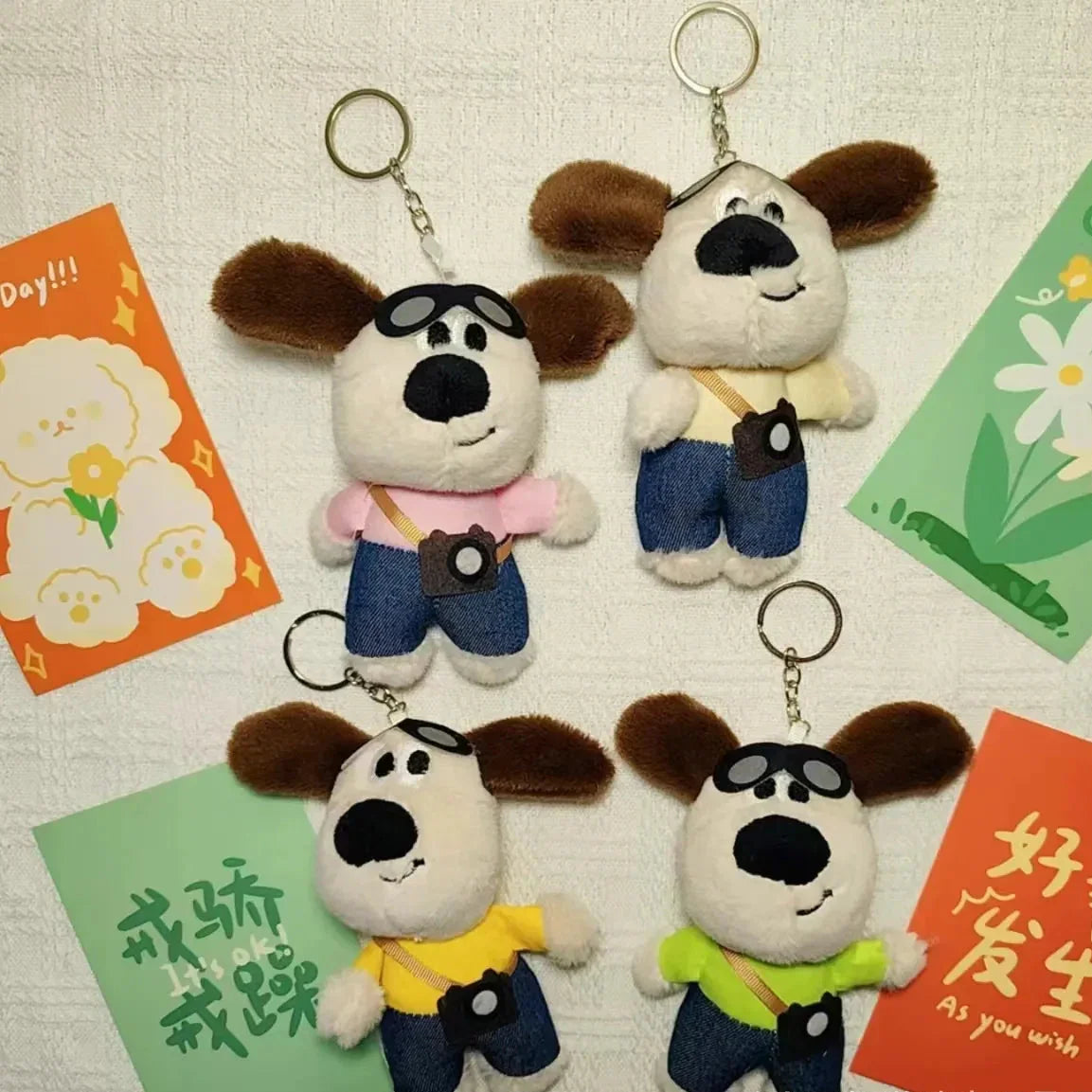 Gromit Dog Sightseeing Explorer Keychain