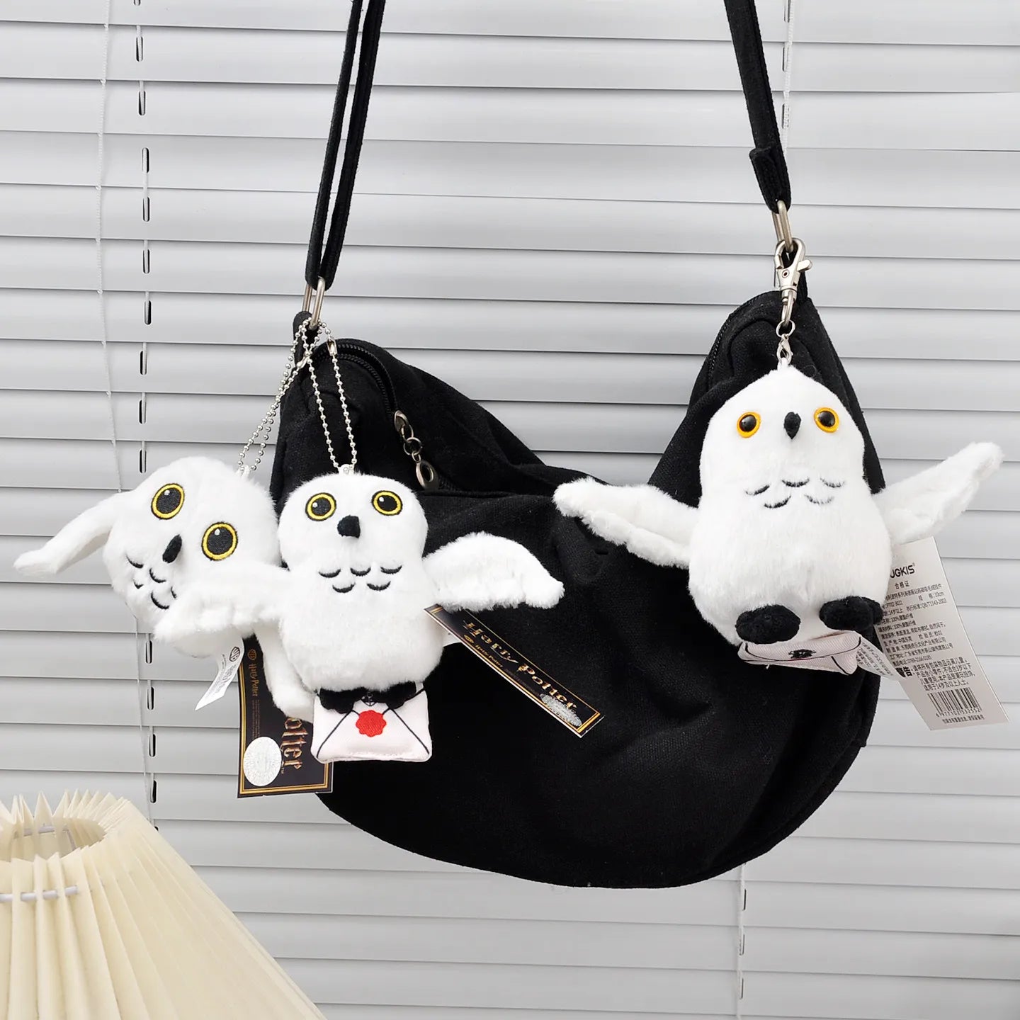Magnetic Messenger Hedwig Plush Pendant