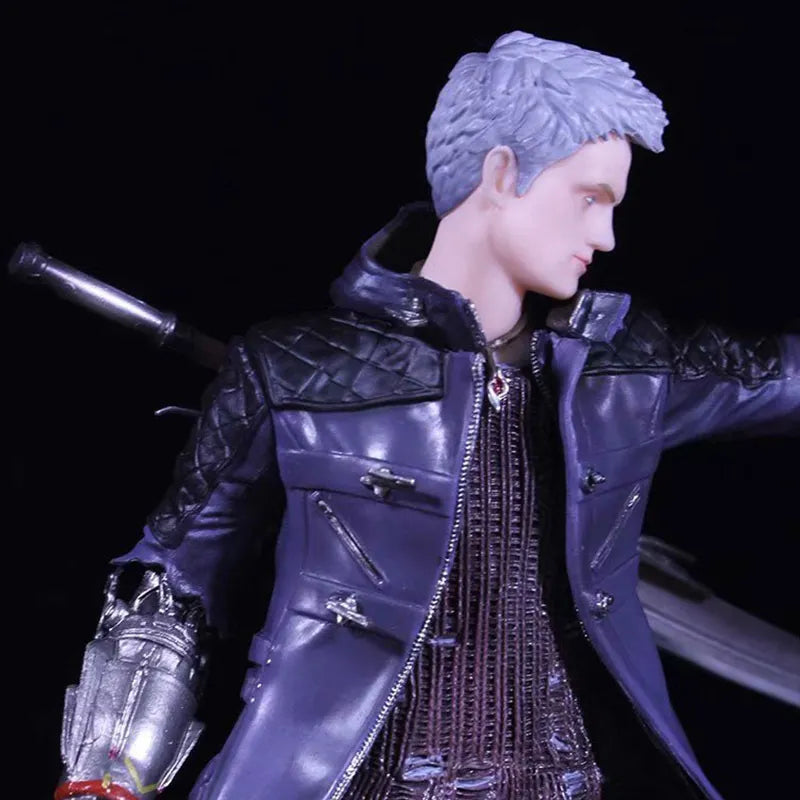 Dante & Nero Devil May Cry Statues