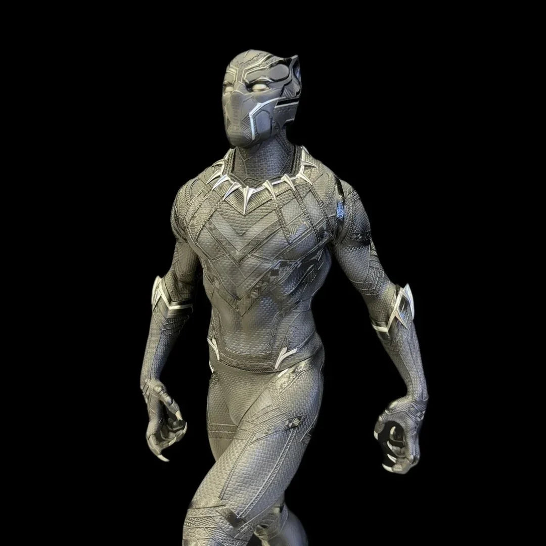 Black Panther 1:4 Scale Deluxe Figurine