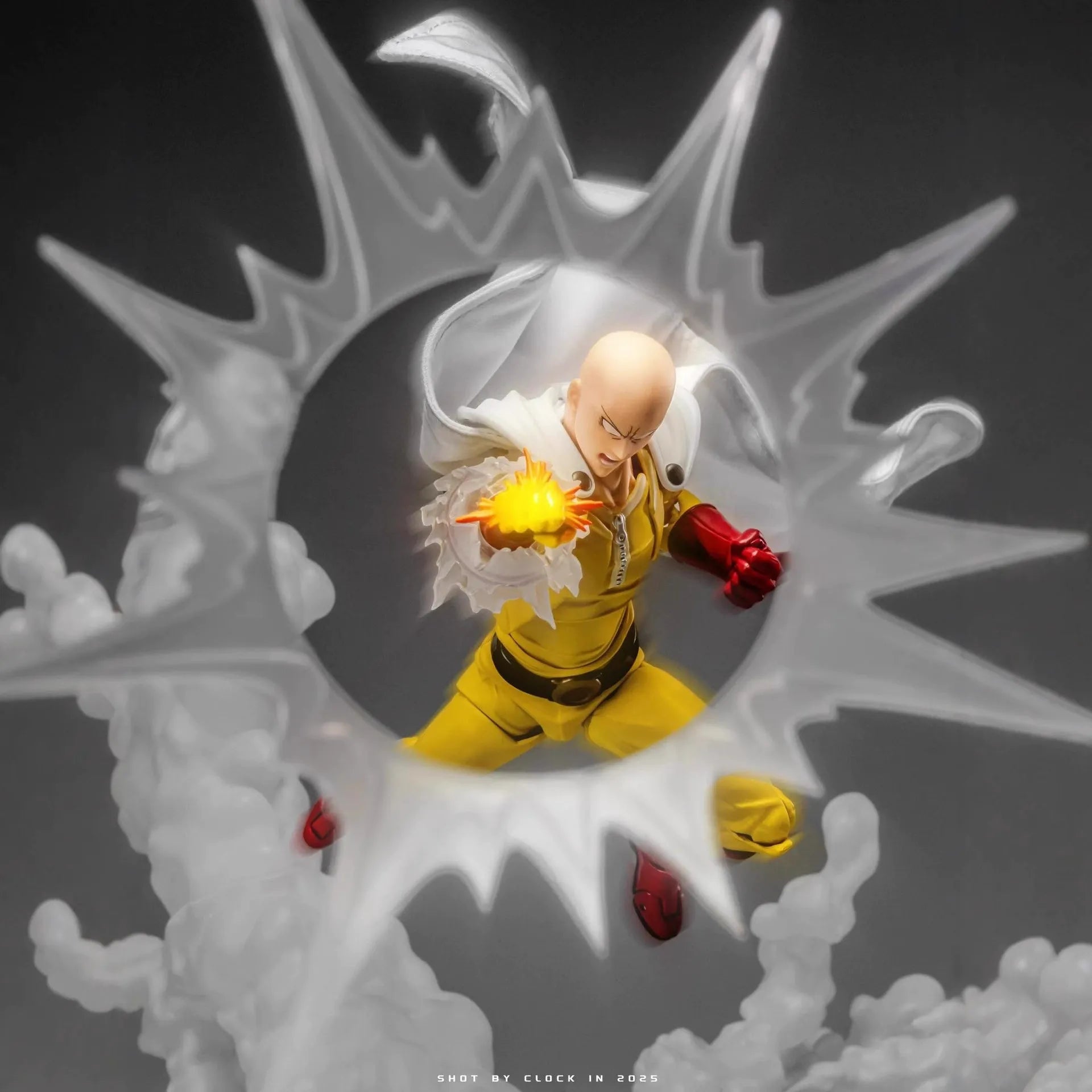 Amazing Yamaguchi Saitama Figure (21 cm)