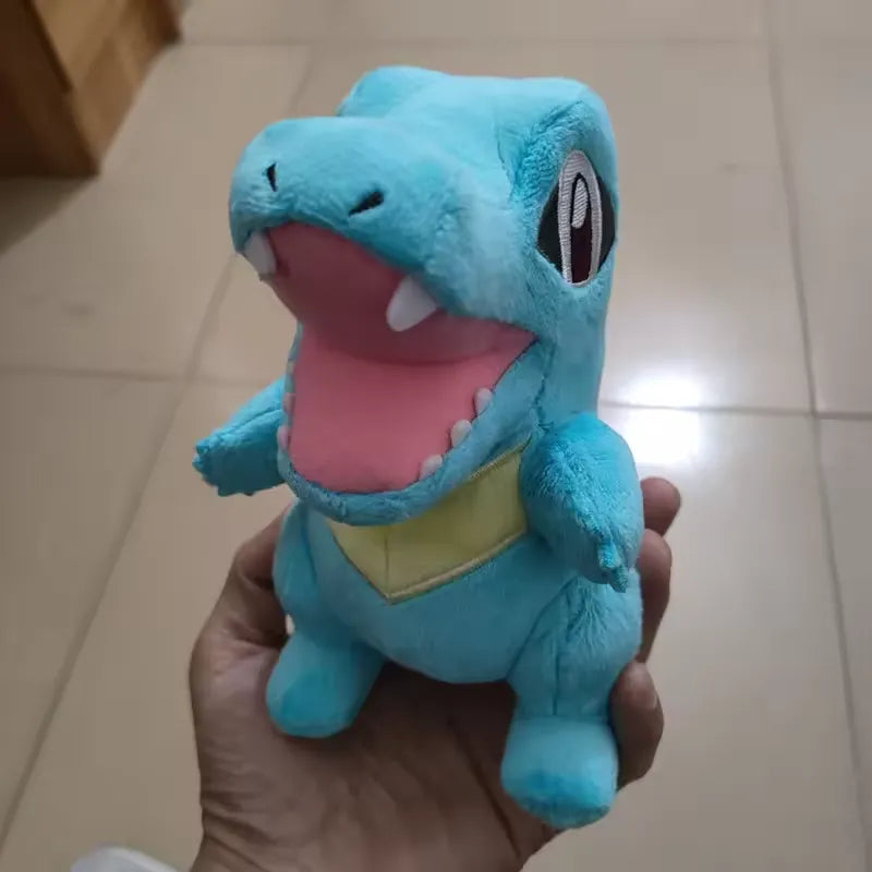Pokemon Totodile Big-Jaw Starter Plush (25 cm)