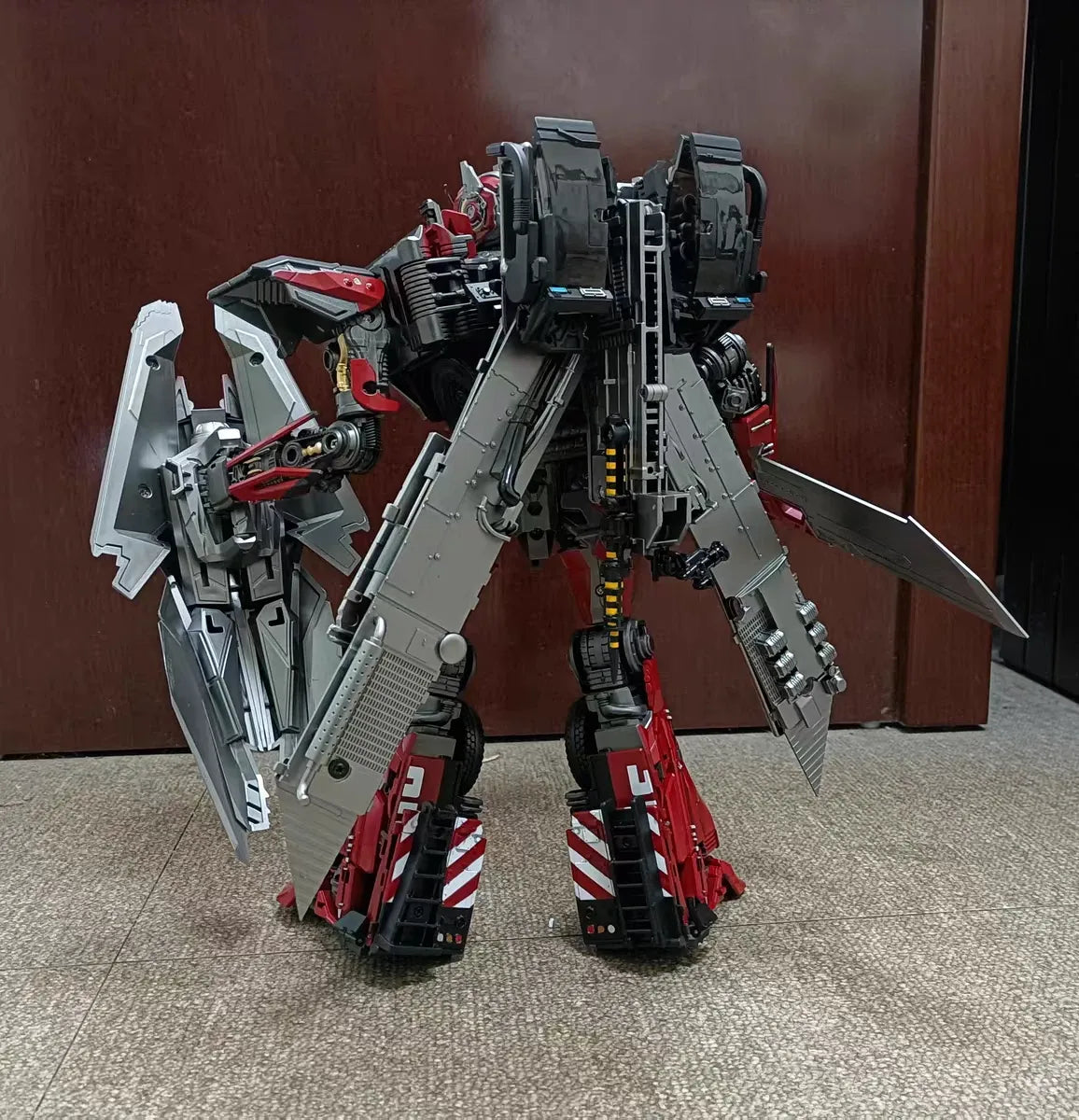 Transformers Sentinel Prime OV-01 Figure (32 cm)