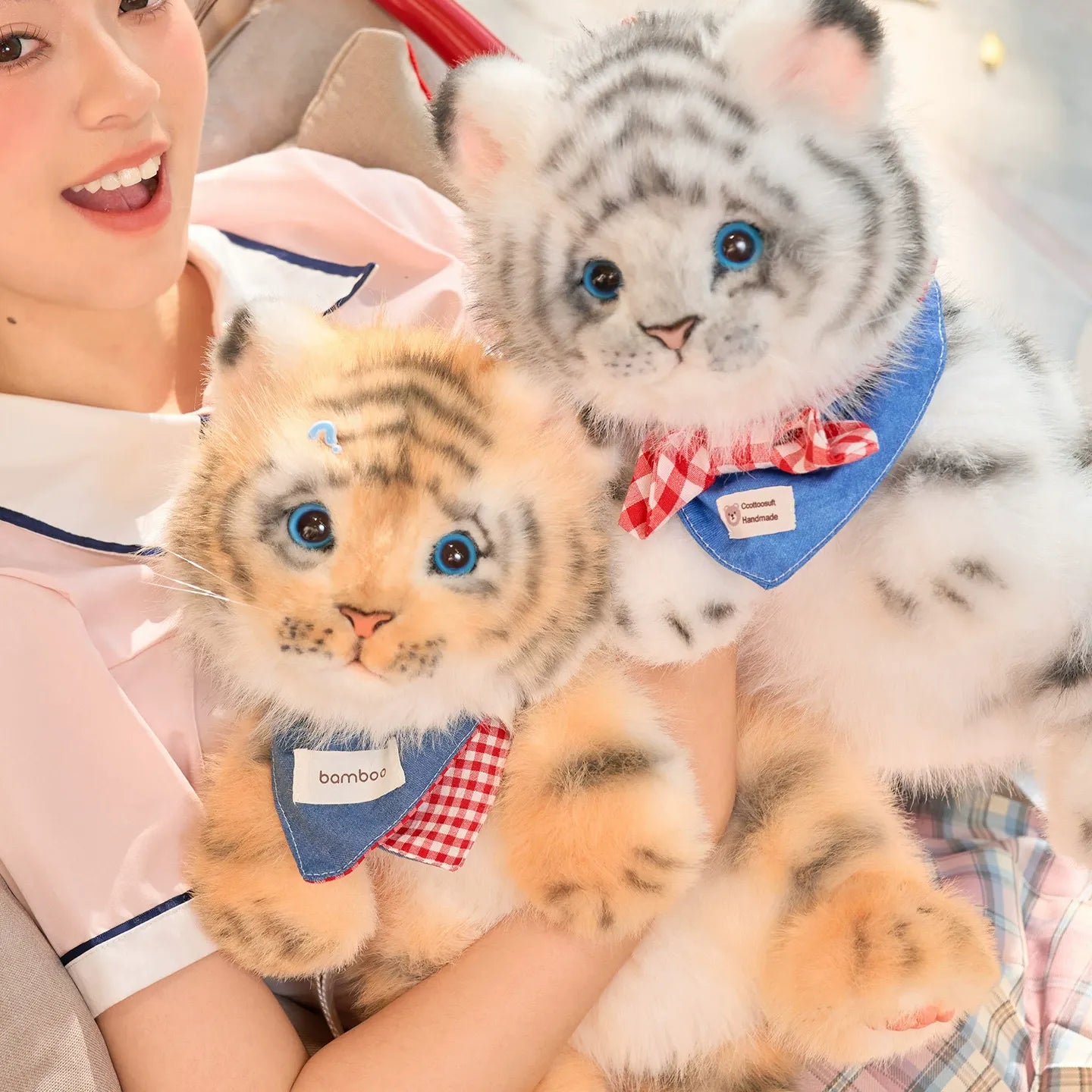 Bear Hugs Realistic Tiger Simulation Plush Backpack