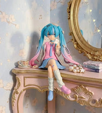 Hatsune Miku Love Blazer Noodle Stopper Figure