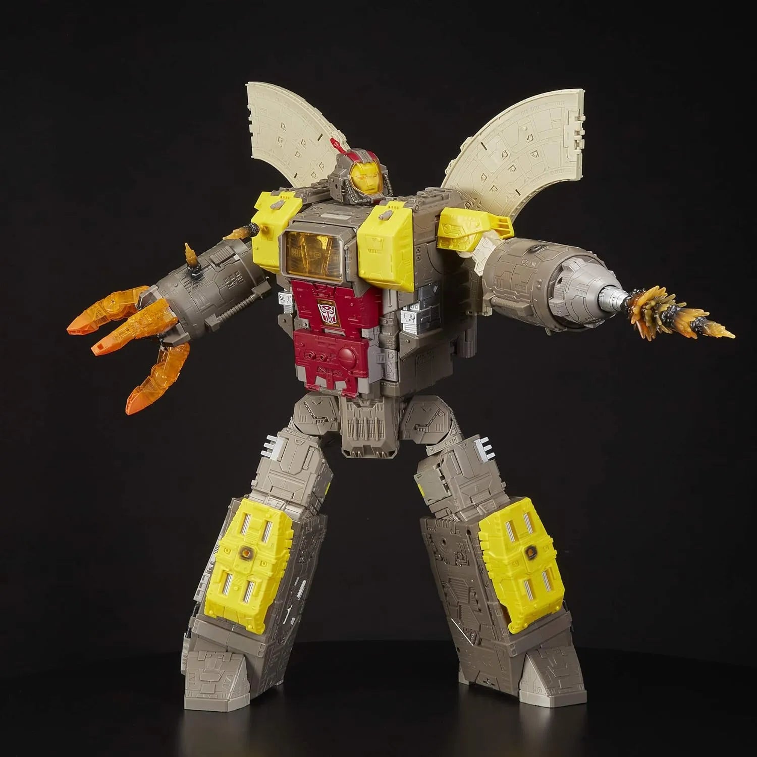 Transformers Titan Class WFC-S29 Omega Supreme Figure