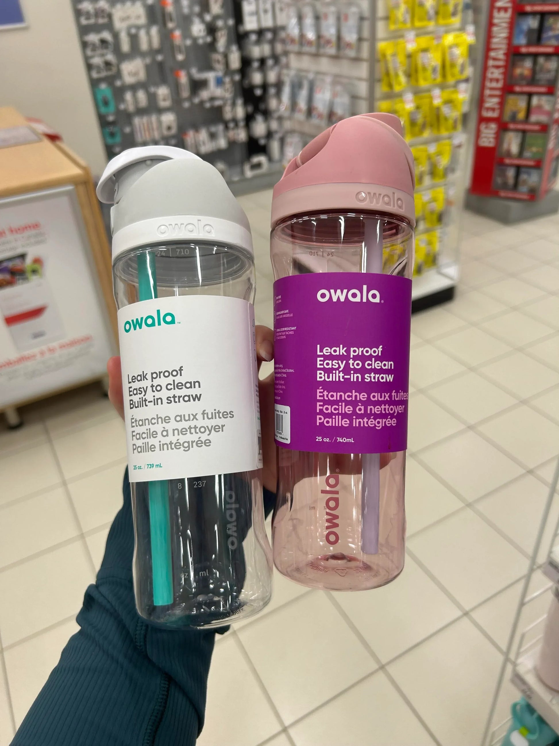 Owala FreeSip Tritan Bottle (25 oz)
