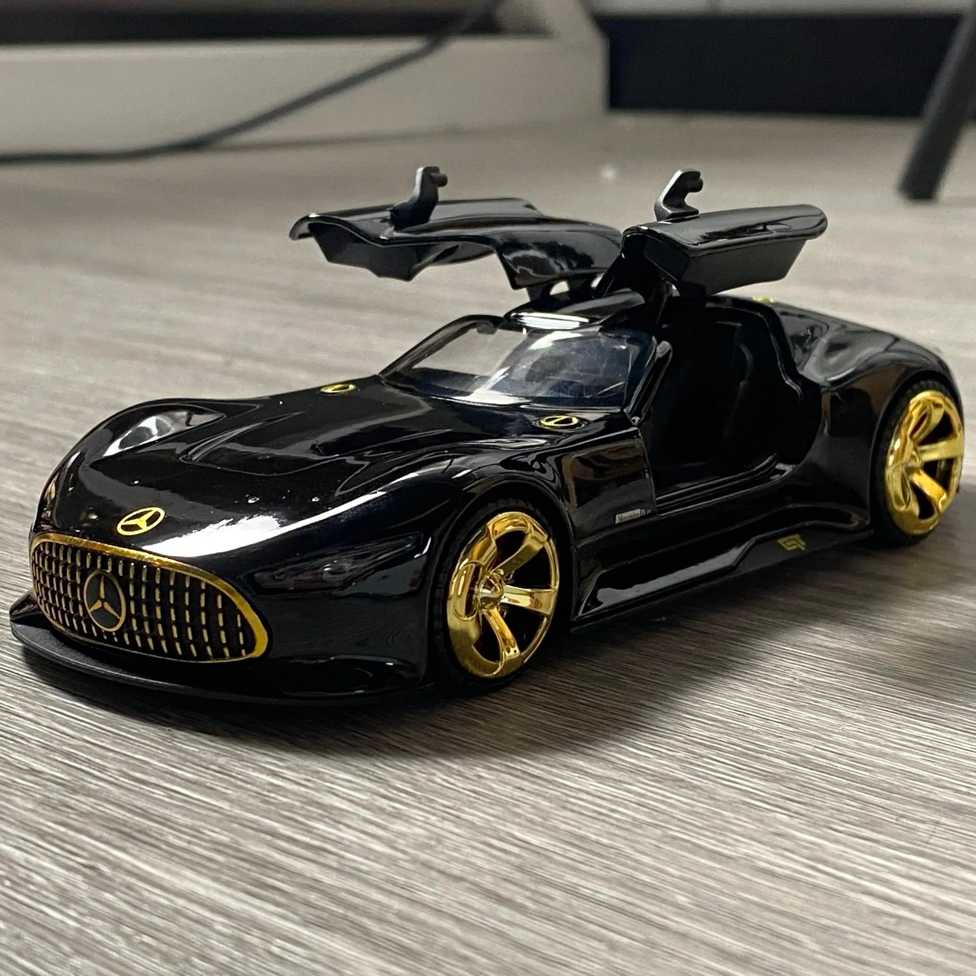 Merc AMG Vision GT 1:32 Scale Die-Cast Supercar