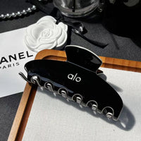 ALO Yoga Outline Two-Tone Hair Claw Clip