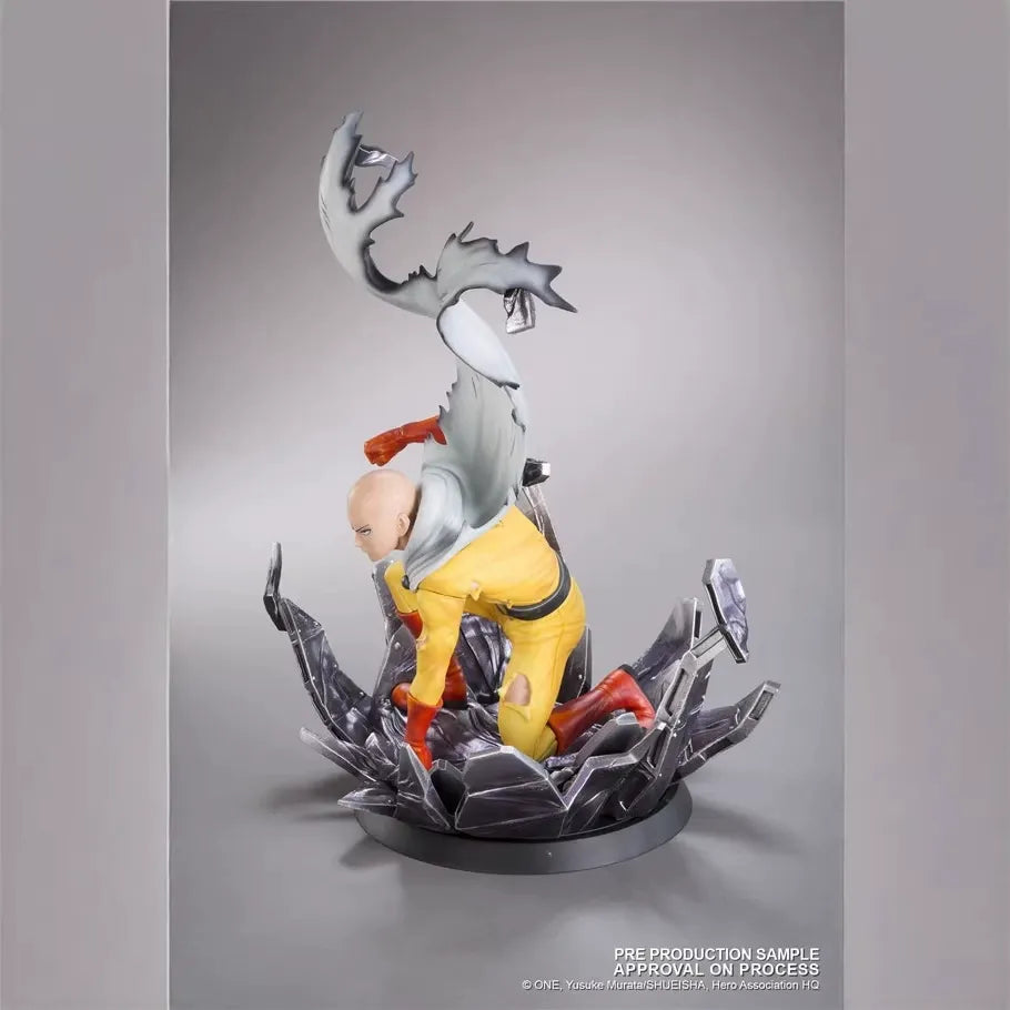 One Punch Man Kneeling Punch Figurine (25 cm)