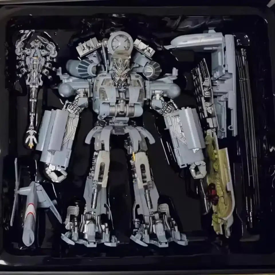 Trans4mers MPM13 Blackout Figure (30 cm)