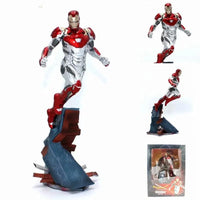 Iron Man Flight Figurine (27 cm) - Bear Hugs