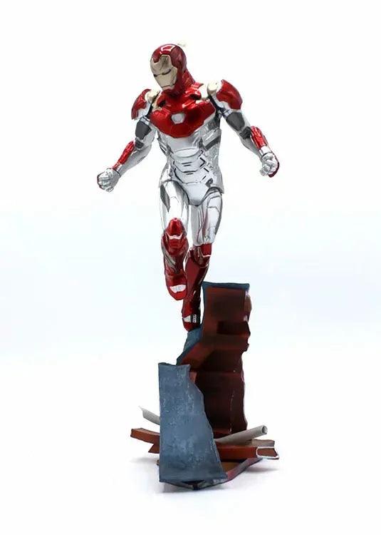 Iron Man Flight Figurine (27 cm) - Bear Hugs