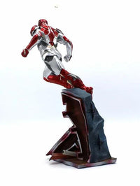 Iron Man Flight Figurine (27 cm) - Bear Hugs