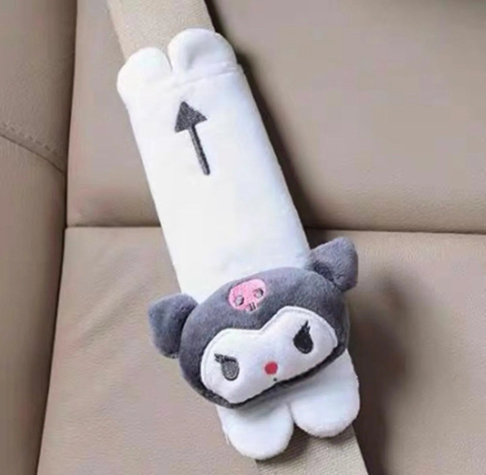 Kuromi My Melody Car Headrest and Seatbelt Protector - Bear Hugs