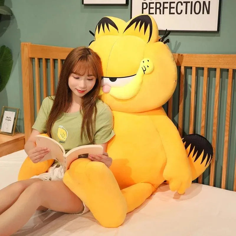 Lazy Garfield Plush Toy - Bear Hugs