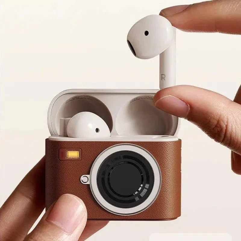 LiberFeel CCD Camera Shaped Wireless Earbuds - Bear Hugs