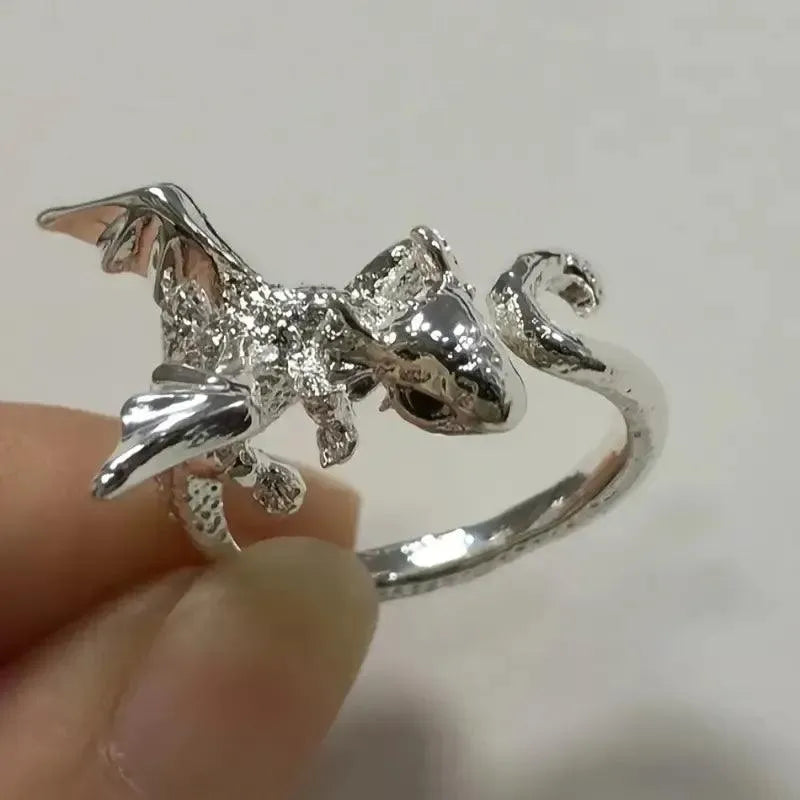 Men's Stylish Dragon Ring - Bear Hugs